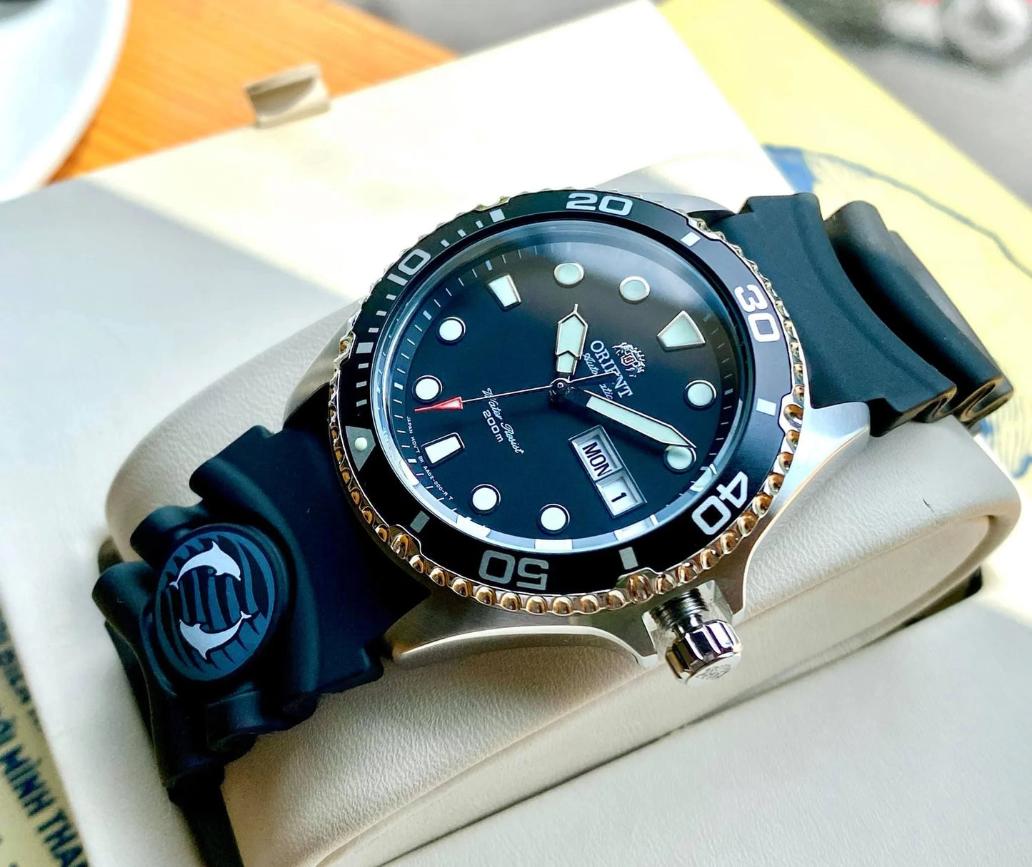 Reloj Orient de Caballero, Automático, 200 metros sumergible.