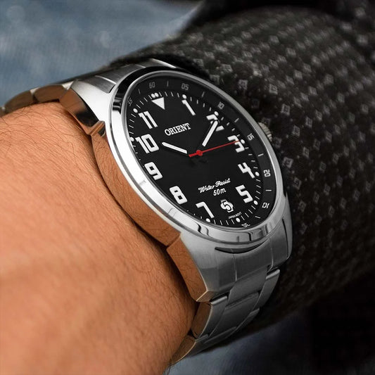 Reloj Orient de caballero plateado y negro