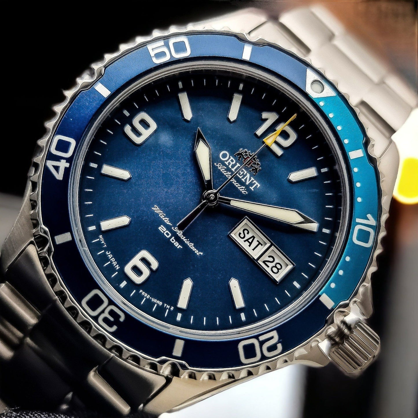 Reloj Orient Celeste Automático 200 metros sumergible.