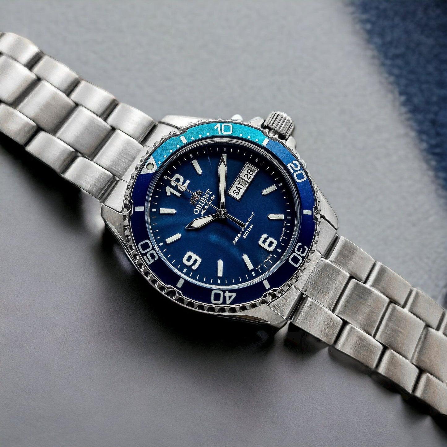 Reloj Orient Celeste Automático 200 metros sumergible.
