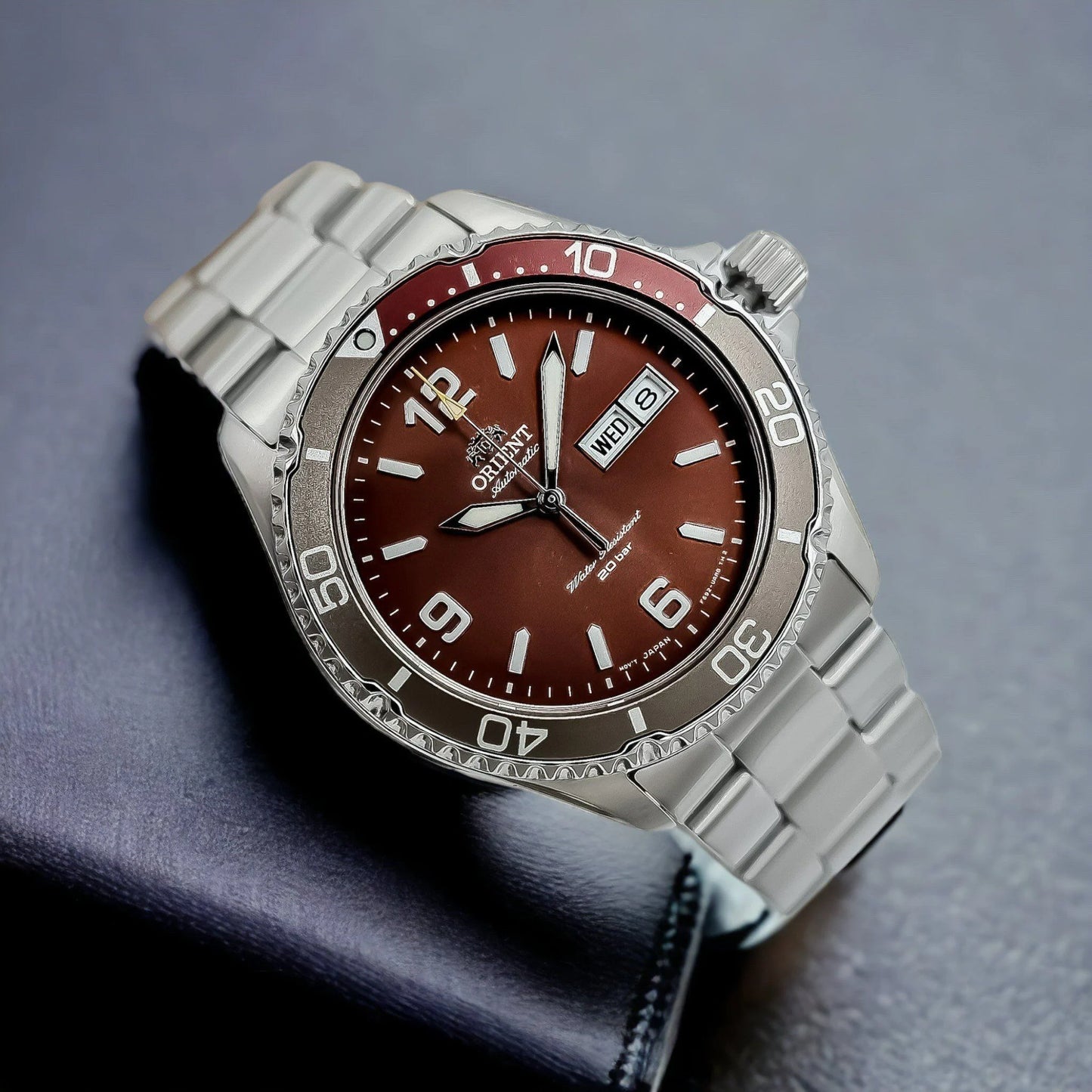 Reloj Orient Rojo Automático 200 metros sumergible.