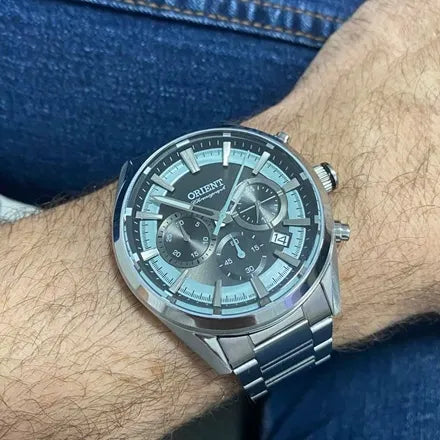 Reloj Orient de Caballero doble calendario 50mts