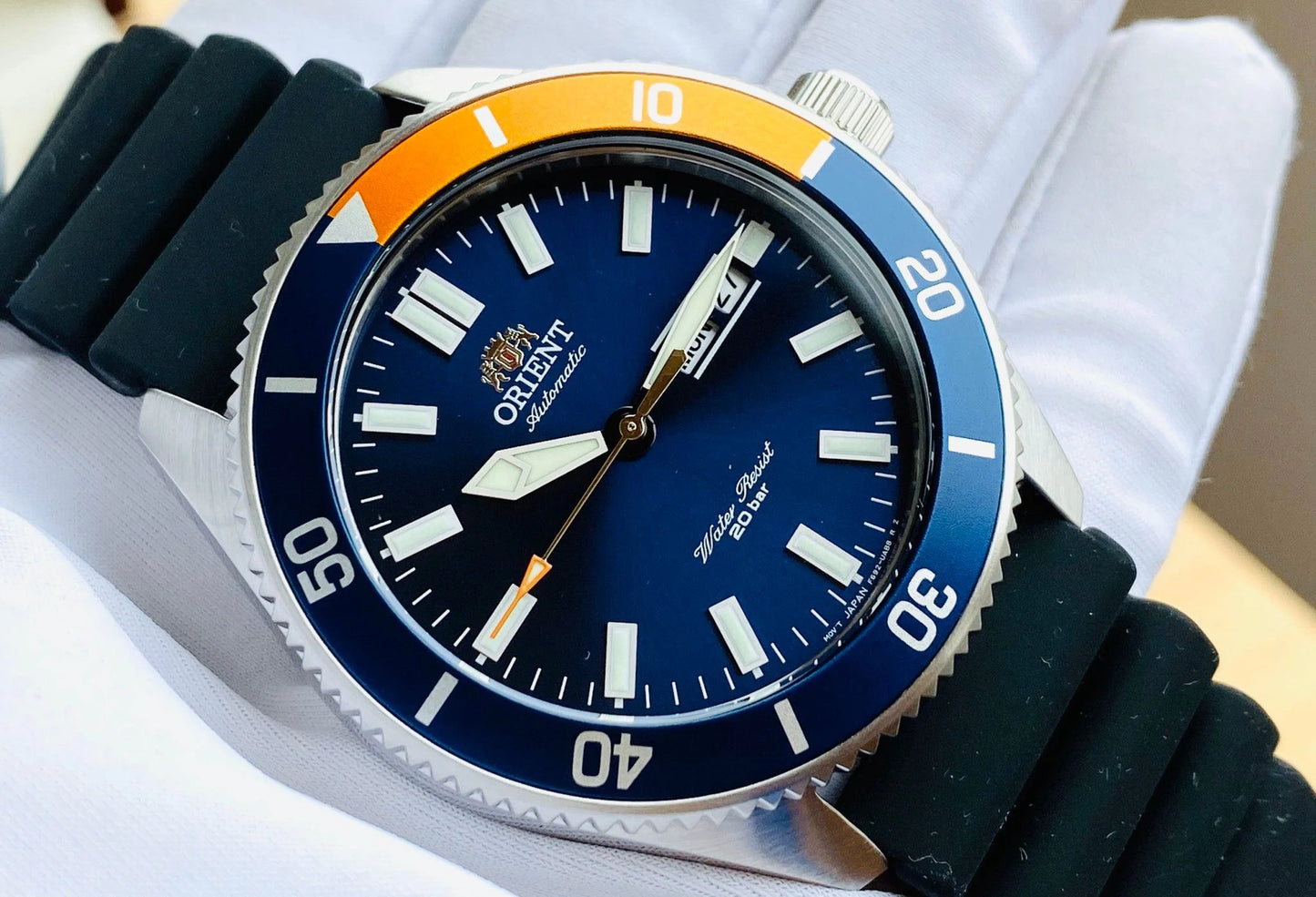Reloj Orient de Caballero, Automático, 200 metros sumergible